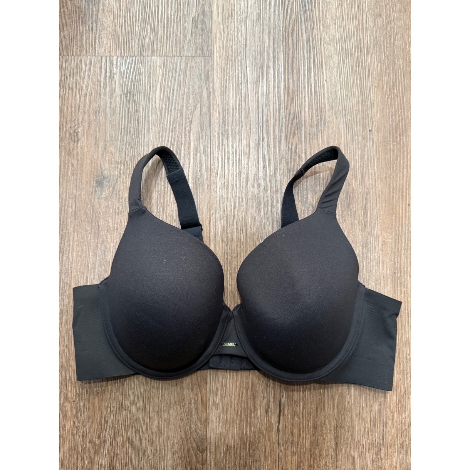 Cacique Black Full Coverage Underwire T-Shirt Bra 40c Lightly Lined Smooth Wing